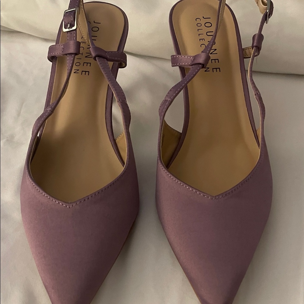 Journee Collection Mauve Pointed-Toe Slingback Flats